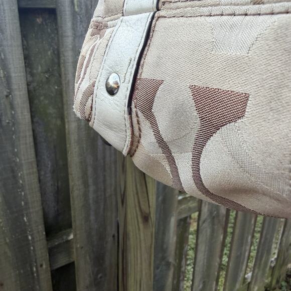 Coach Purse Carly Tote Bag Tan Jacquard C Pattern With White Leather Trim - Picture 10 of 16